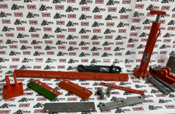 15235128 - 152 351 28  - Chain Holder Mounting Piece - SANDVIK | AGR ROCK DRILL