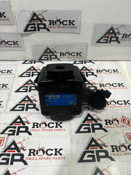 BG00202712 - BG 002 027 12 - ENGINE COOLANT FAN PUMP